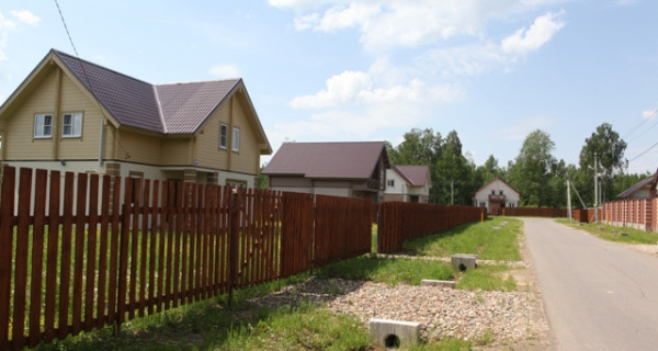 Поселок-курорт "Лесные озера"