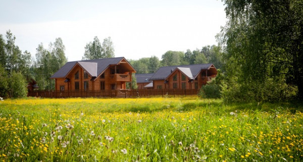 Поселок-курорт "Лесные озера"