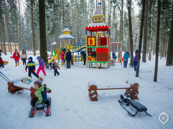 Парк в изумрудных холмах красногорск