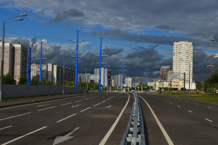 Реконструкция трассы от МКАД до улицы Марьинский парк выполнена на 25%