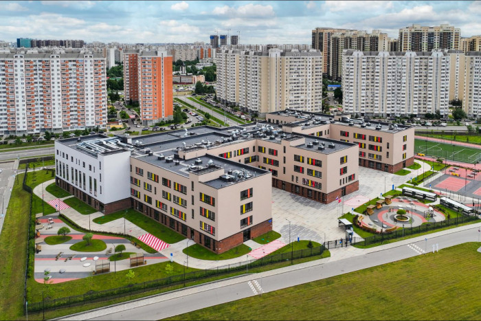 В районе Внуково открылась мегашкола