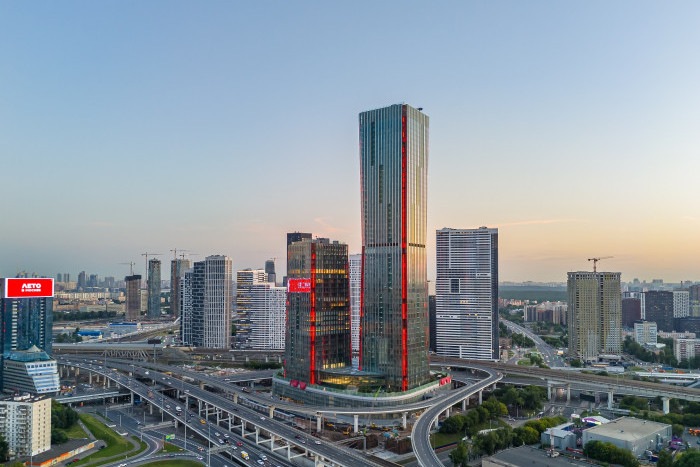В составе "Москва-Сити" построено еще две башни