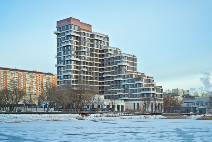 Завершено строительство клубного дома The Lake